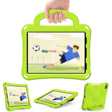 EIDERWOOD iPad Air 10.9" (2022 / 2020) / Pro 11" (2024-2018) Barnedeksel - Fotball - Stativ og Håndtak - Grønn