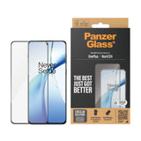 OnePlus Nord CE4 (5G) PanzerGlass Ultra Wide Fit Skjermbeskyttelsesglass - Platinum Strength - Svart Kant