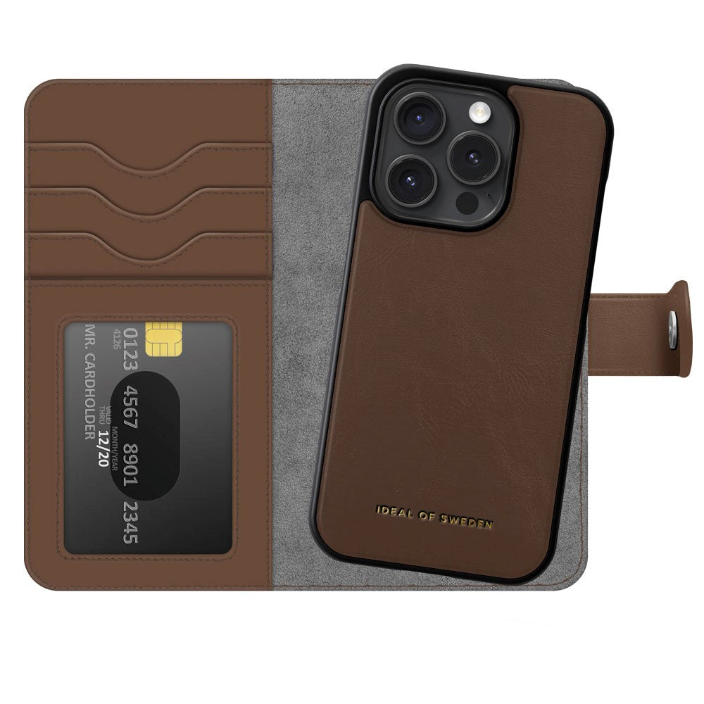 iDeal Of Sweden iPhone 15 Pro Magnet Wallet+ Deksel - Brun