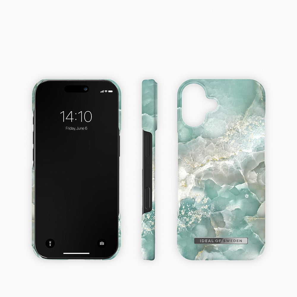 iDeal Of Sweden iPhone 16 Fashion Deksel - MagSafe-Kompatibel - Azura Marble