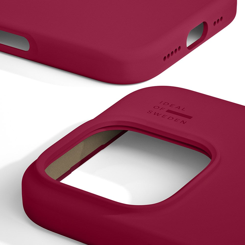 iDeal Of Sweden iPhone 16 Pro Silicone Deksel - MagSafe Kompatibel - Cranberry