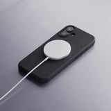 iPhone 16  WOOLNUT Ekte Skinn Deksel - MagSafe Kompatibel - Svart