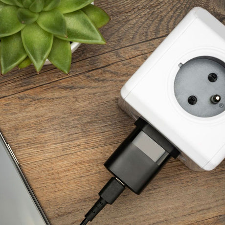 Fixed 20W USB-C PD Fast Vegglader med USB-C til Lightning-Kabel - Svart