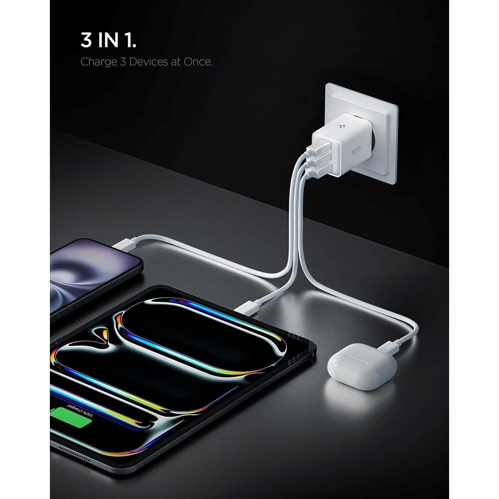 Spigen Essential 47W Vegglader med 2 x USB-C & 1 x USB-A - Hvit