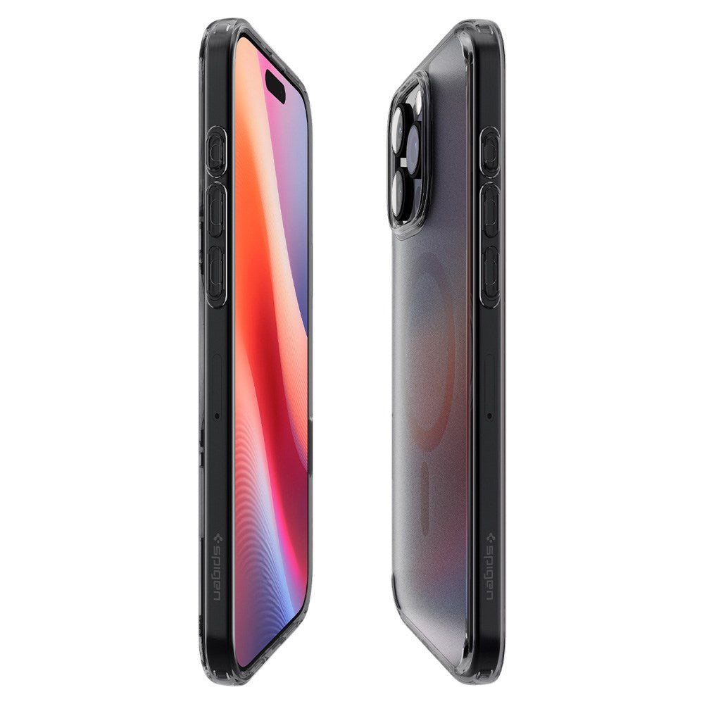 iPhone 16 Pro Max Spigen Ultra Hybrid T Deksel - MagSafe Kompatibel - Matt Gjennomsiktig / Svart