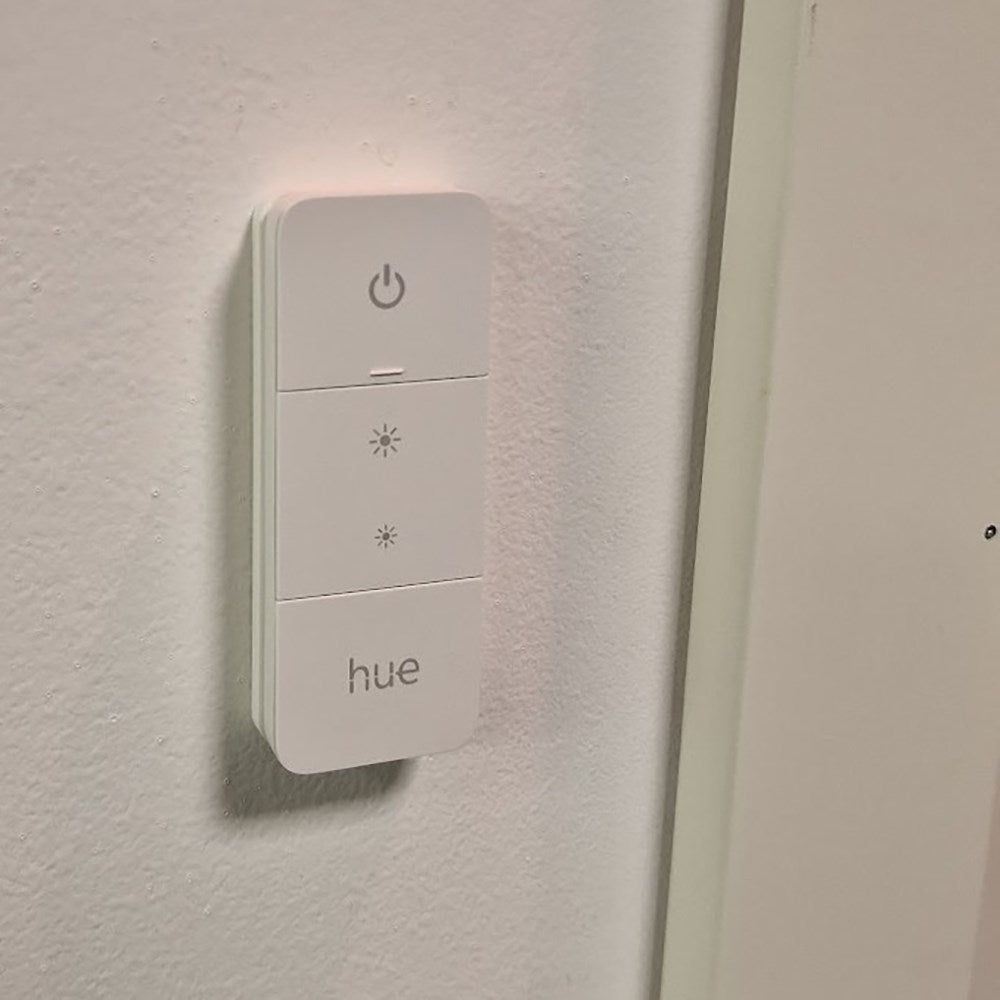 Light Solutions - Usynlig Brakett for Philips Hue Dimmer Switch V2 - Hvit