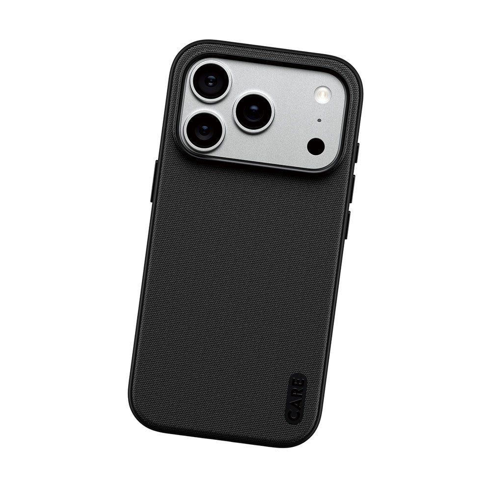 iPhone 18 Pro / 17 Pro CARE by PanzerGlass Fusion Fabric Deksel - MagSafe Kompatibel - Svart