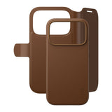 iPhone 18 Pro / 17 Pro CARE by PanzerGlass Feature Tango 2-in-1 Deksel med Lommebok - MagSafe Kompatibel - Brun