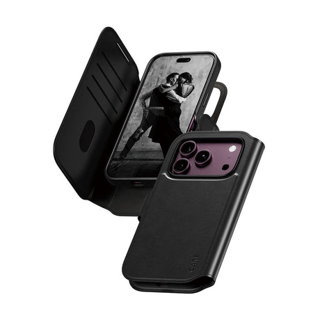 iPhone 18 Pro / 17 Pro CARE by PanzerGlass Feature Tango 2-in-1 Deksel med Lommebok - MagSafe Kompatibel - Svart