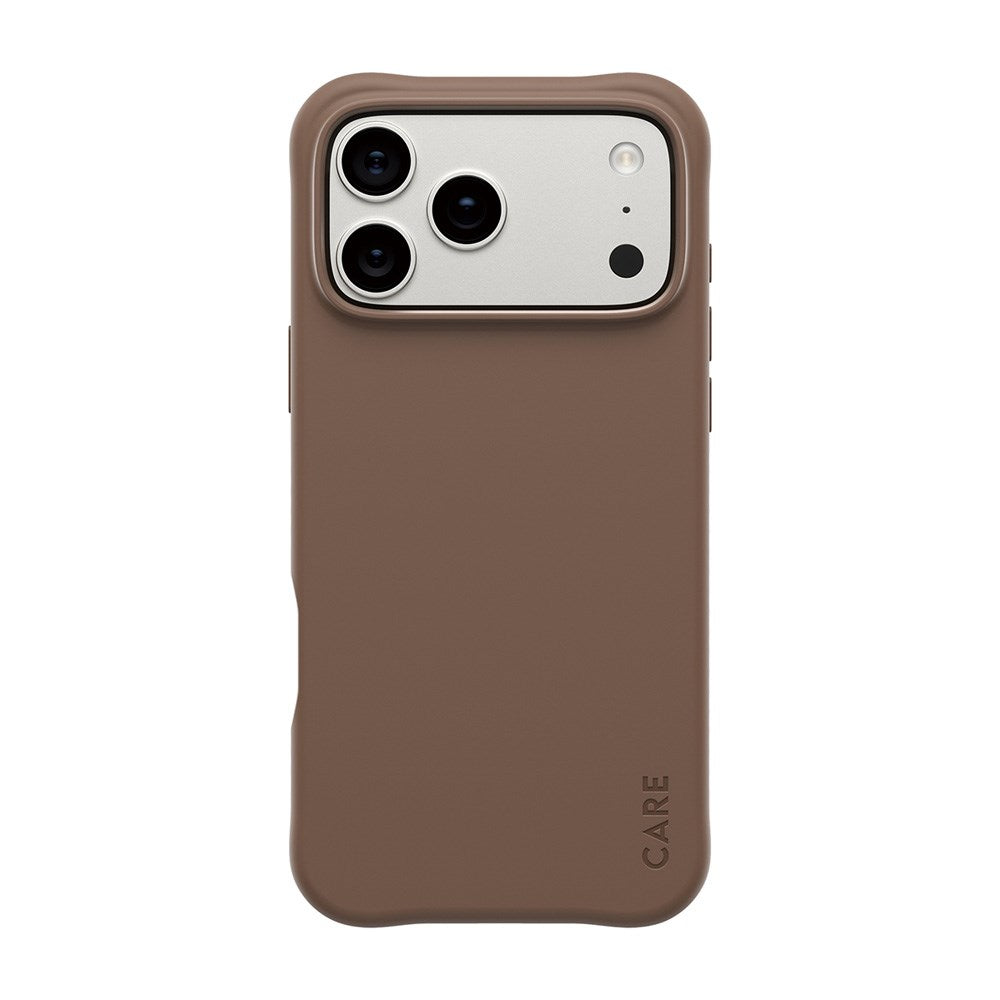 CARE by PanzerGlass iPhone 17 Pro Max Fashionable Samba Deksel - MagSafe Kompatibel - Espresso