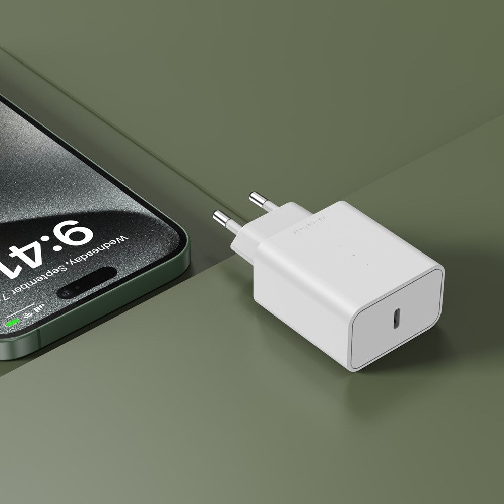 ËSSENTIALS by Upström PD 45W Resirkulert Plast Vegglader med USB-C - Hvit