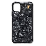 iDeal Of Sweden iPhone 11 Pearlized Deksel - Black