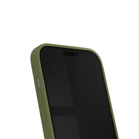 iDeal Of Sweden iPhone 15 Silikon Deksel - Khaki