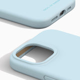 iDeal Of Sweden iPhone 16e / 15 / 14 / 13 Silicone Deksel - Light Blue