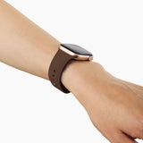 Apple Watch (38/40/SE/41/42mm) iDeal of Sweden Silikon Klokkerem - Størrelse S/M - Mocha Mousse
