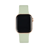 Apple Watch (42/44/SE/45/46/49mm) iDeal of Sweden Silikon Klokkerem - Størrelse M/L - Sage Green