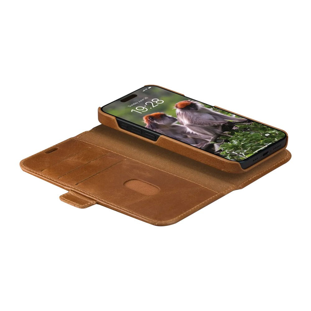 iPhone 17e / 16e / 15 / 14 / 13 dbramante1928 Lynge 2-i-1 Flip Deksel - Tan