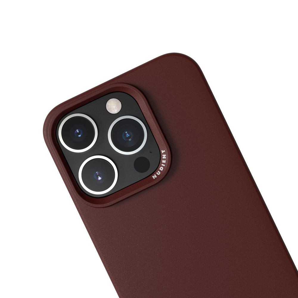 Nudient Thin Case iPhone 16 Pro Deksel - MagSafe Kompatibel  - Burgundy Red