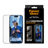 PanzerGlass iPhone 17 / 16 Pro Skjermbeskytterglass med FastFit In-A-Box - Ultra Wide Fit - Gjennomsiktig