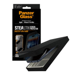 PanzerGlass iPhone 17 Pro Max Stealth Skjermbeskyttelse - Ultra-Wide Fit - Gjennomsiktig / Svart Kant