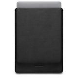 Woolnut MacBook Pro 14" M5 / M4 / M3 / M2 / M1 (2025 / 2021) Ekte Skinn Folio Sleeve - 24.5 x 33 cm - Svart